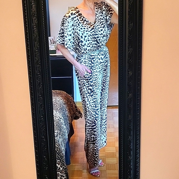 NWOT Sexy Satiny Leopard Print Jumpsuit by INC! Pockets! L - Picture 5 of 17